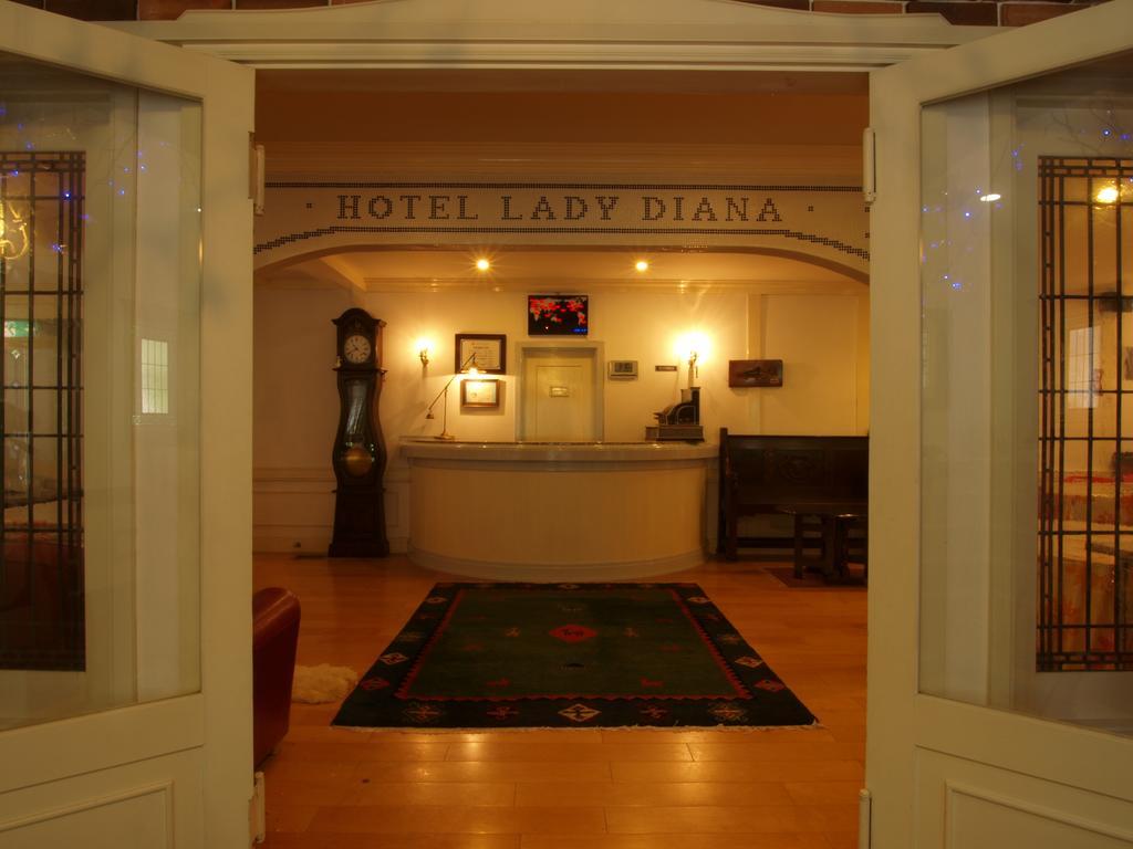 هاكوبا Hotel Lady Diana & St. Georges المظهر الخارجي الصورة